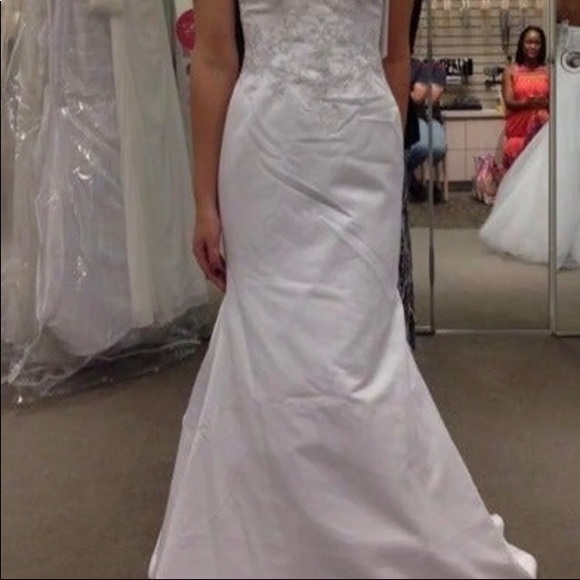 Sz 4 Wedding Dress - Picture 2 of 4